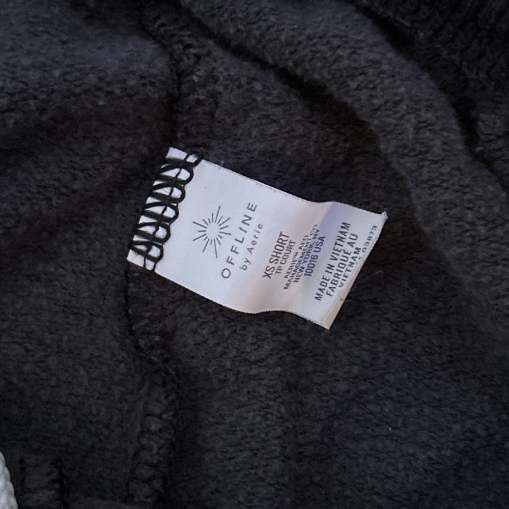 Men'Black Pants - Picture 2 of 2